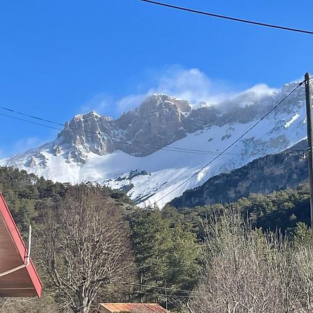 Отель La Roulotte Chez Camille Veynes Экстерьер фото
